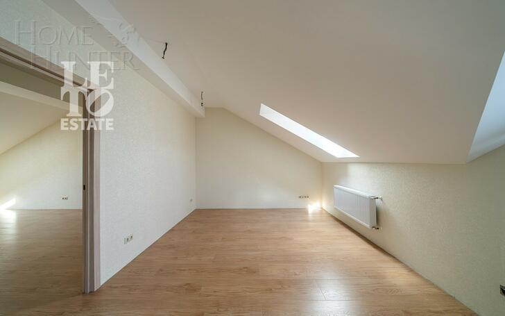 2-этажный таунхаус 286.7 м² с отделкой