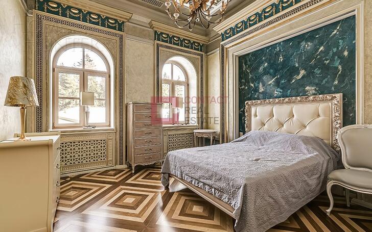 3-этажный коттедж 3 000 м² с отделкой