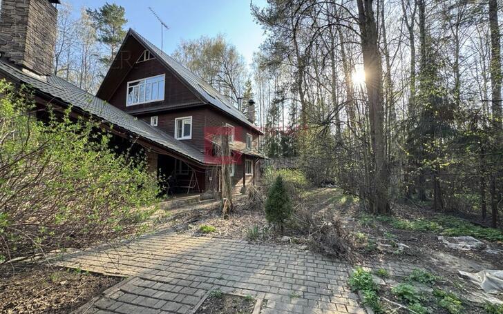 2-этажный коттедж 500 м² с отделкой