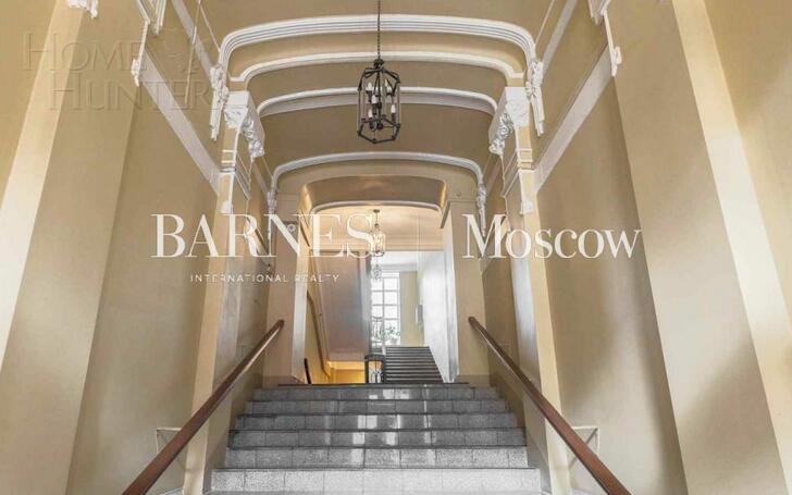 5-КОМН. КВАРТИРА С ОТДЕЛКОЙ 220 М² НА 4 ЭТАЖЕ