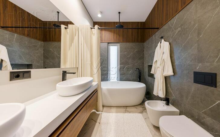 2-этажный коттедж 554 м² с отделкой