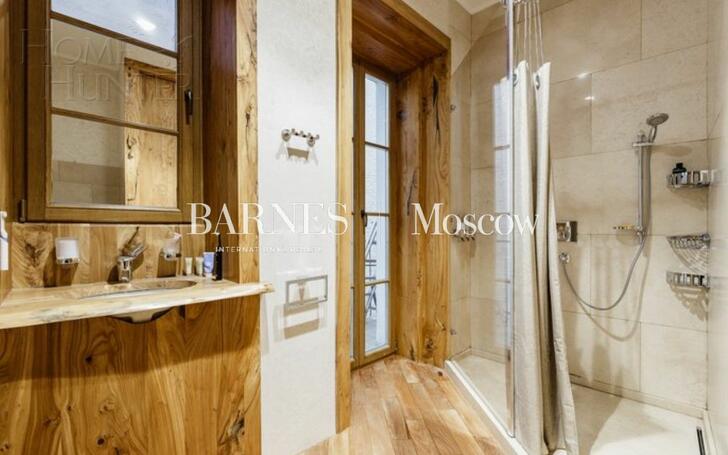 30-КОМН. КВАРТИРА С ОТДЕЛКОЙ 100.8 М² НА 3 ЭТАЖЕ