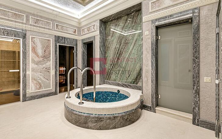 3-этажный коттедж 3 000 м² с отделкой