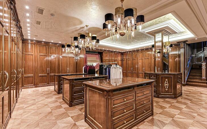 3-этажный коттедж 3 000 м² с отделкой