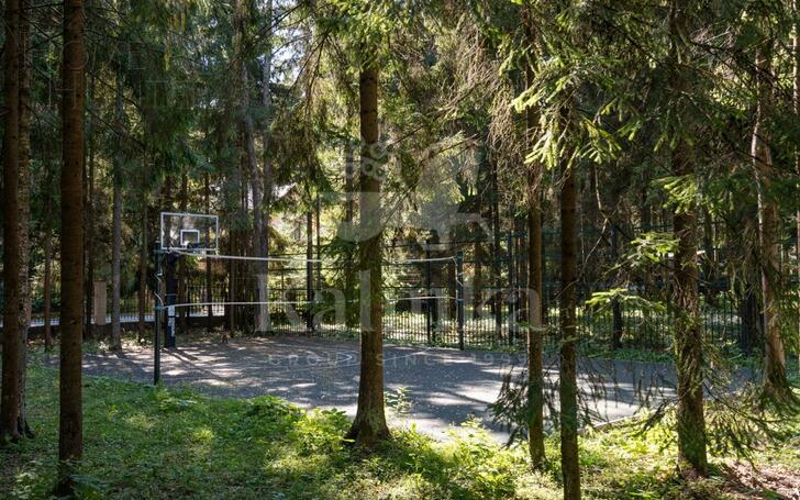 2-этажный коттедж 600 м² с отделкой