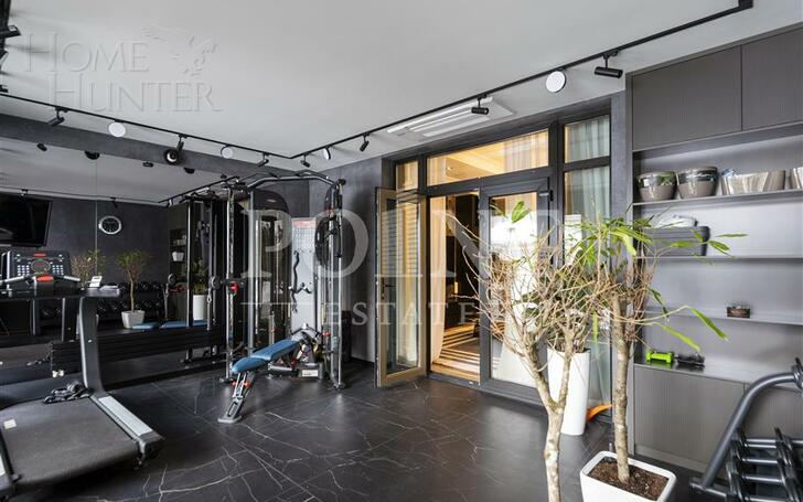 3-этажный коттедж 1 100 м² с отделкой