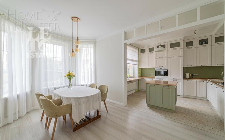 2-этажный коттедж 260 м² с отделкой
