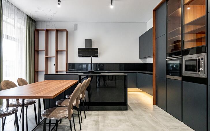 2-этажный коттедж 1 327 м² с отделкой