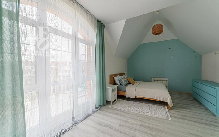 2-этажный коттедж 260 м² с отделкой