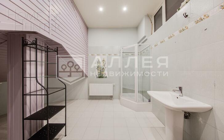 2-этажный коттедж 633 м² с отделкой