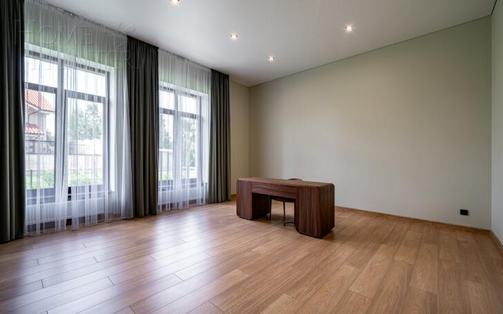 2-этажный коттедж 1 327 м² с отделкой