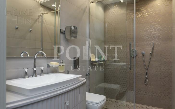 3-этажный коттедж 1 100 м² с отделкой