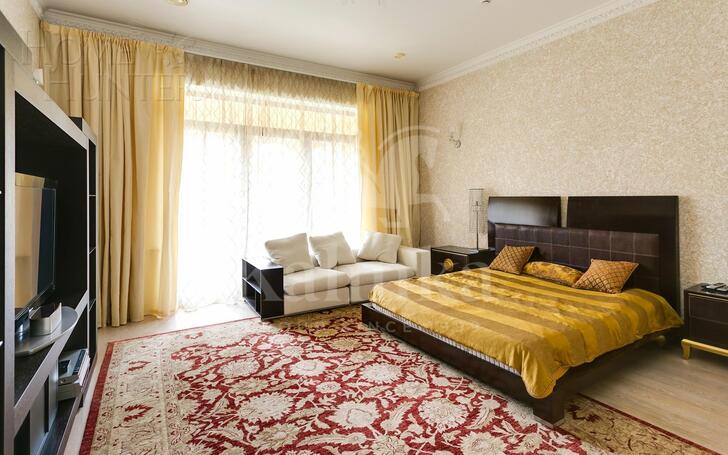 2-этажный коттедж 890 м² с отделкой