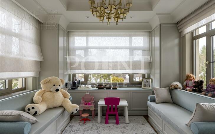 3-этажный коттедж 1 100 м² с отделкой