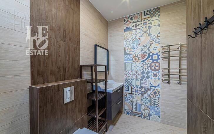 2-этажный коттедж 260 м² с отделкой