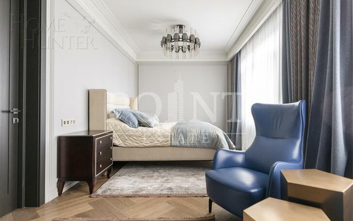 3-этажный коттедж 1 100 м² с отделкой