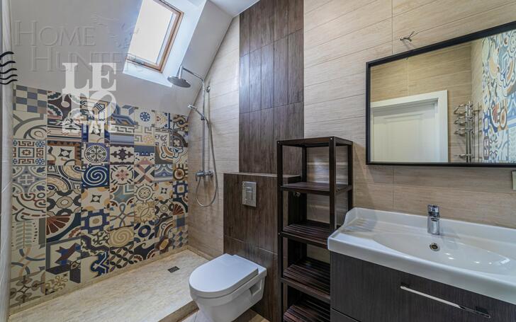 2-этажный коттедж 260 м² с отделкой