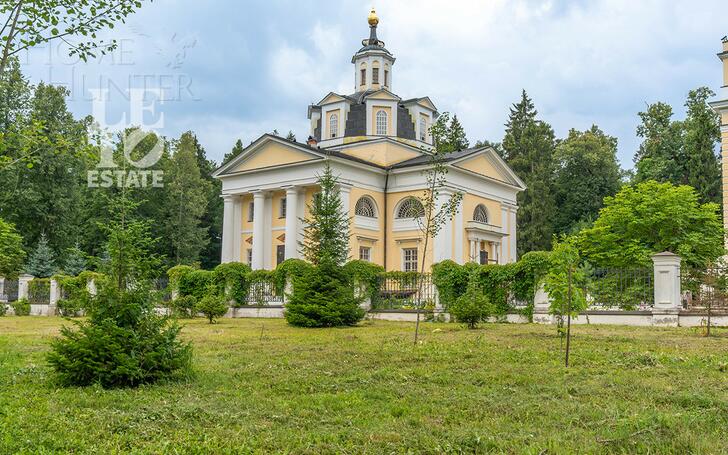 3-этажный коттедж 550 м² с отделкой