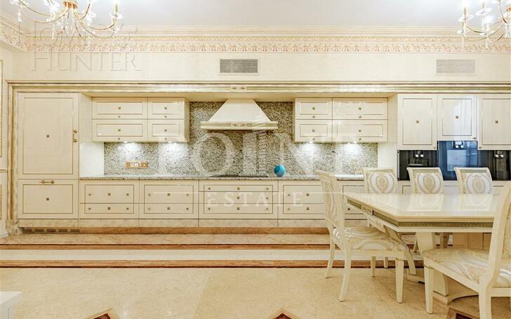 4-КОМН. КВАРТИРА С ОТДЕЛКОЙ 238 М² НА 5 ЭТАЖЕ