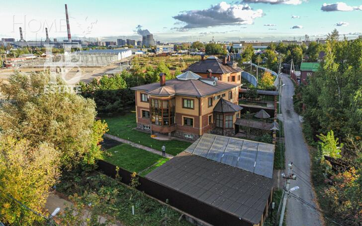2-этажный коттедж 553.8 м² с отделкой