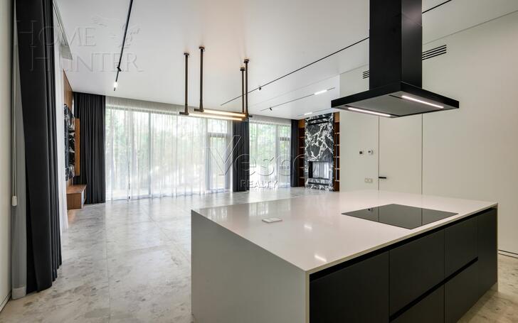 2-этажный коттедж 650 м² с отделкой