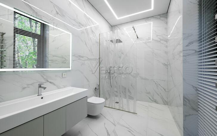 2-этажный коттедж 650 м² с отделкой