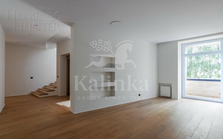 2-этажный коттедж 652 м² без отделки