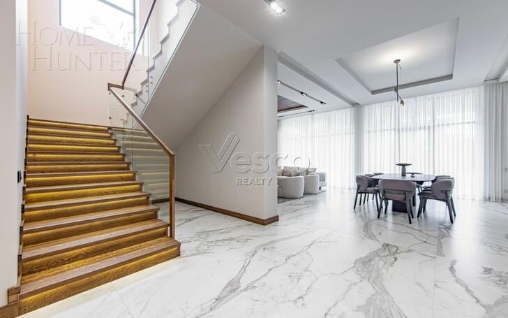 2-этажный коттедж 705 м² с отделкой