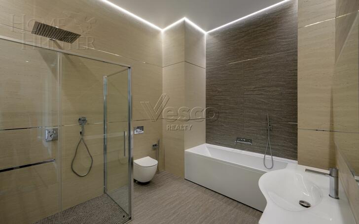 2-этажный коттедж 650 м² с отделкой