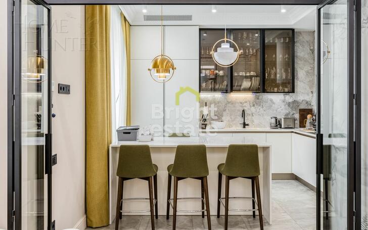 4-КОМН. КВАРТИРА С ОТДЕЛКОЙ 156 М² НА 3 ЭТАЖЕ