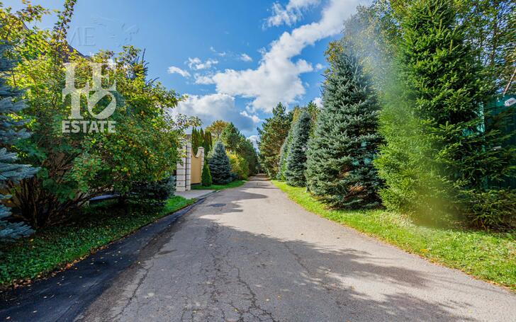 2-этажный коттедж 650 м² с отделкой