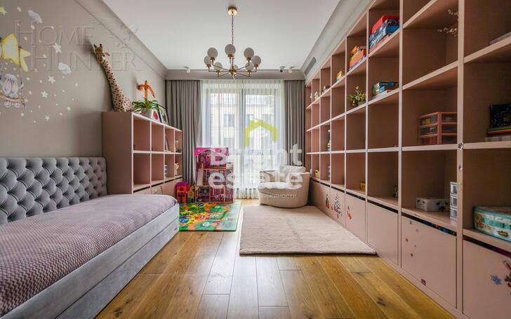 5-КОМН. КВАРТИРА С ОТДЕЛКОЙ 249 М² НА 4 ЭТАЖЕ