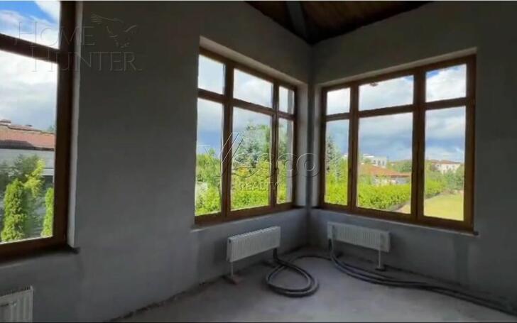 2-этажный коттедж 1 320 м² с отделкой