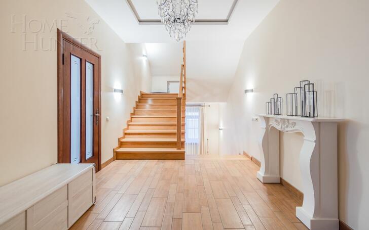2-этажный коттедж 500 м² с отделкой