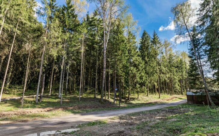 2-этажный коттедж 520 м² без отделки