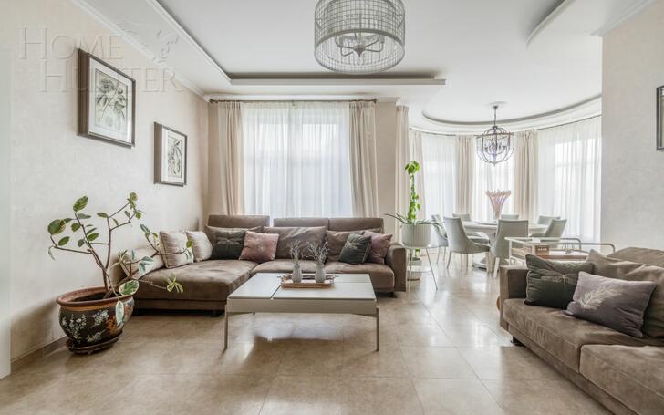 2-этажный коттедж 500 м² с отделкой