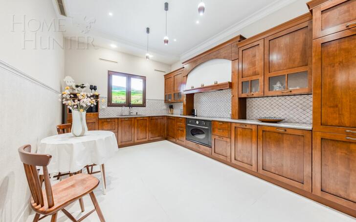 2-этажный коттедж 500 м² с отделкой