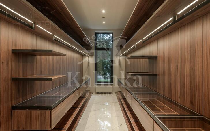 2-этажный коттедж 747 м² с отделкой