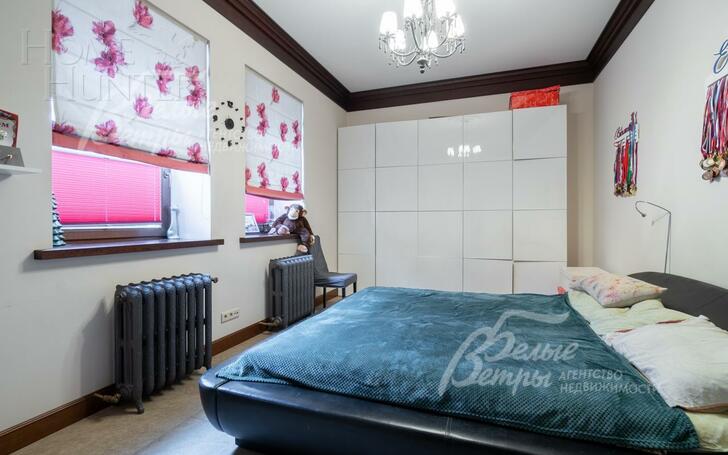 3-этажный коттедж 720 м² с отделкой