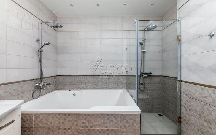2-этажный таунхаус 600 м² с отделкой