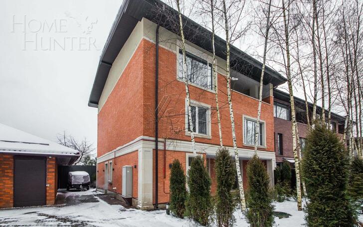 2-этажный таунхаус 600 м² с отделкой