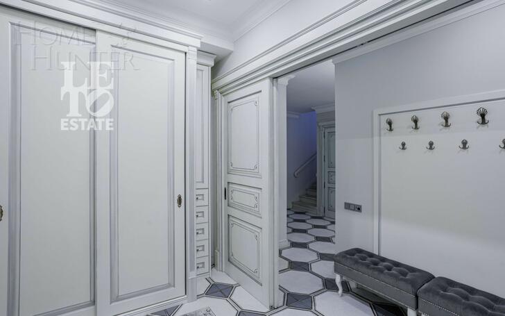 2-этажный таунхаус 430 м² с отделкой
