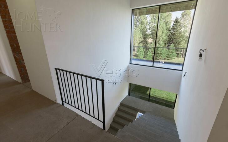 2-этажный коттедж 1 200 м² без отделки