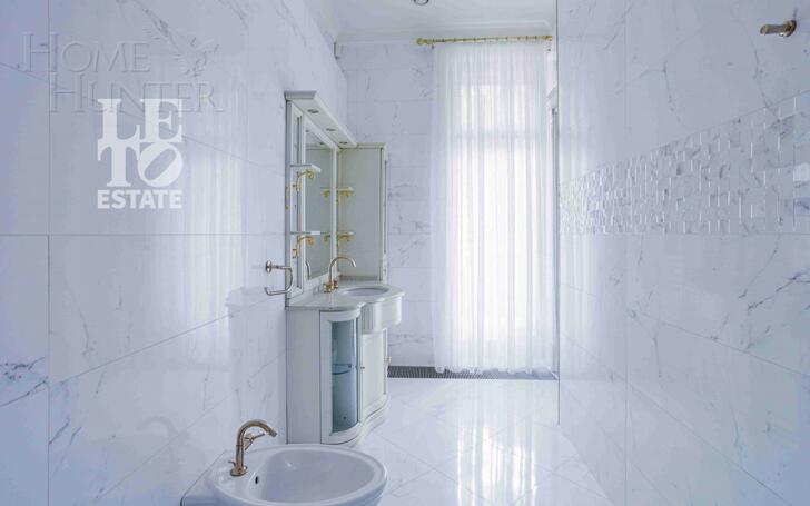 2-этажный таунхаус 430 м² с отделкой
