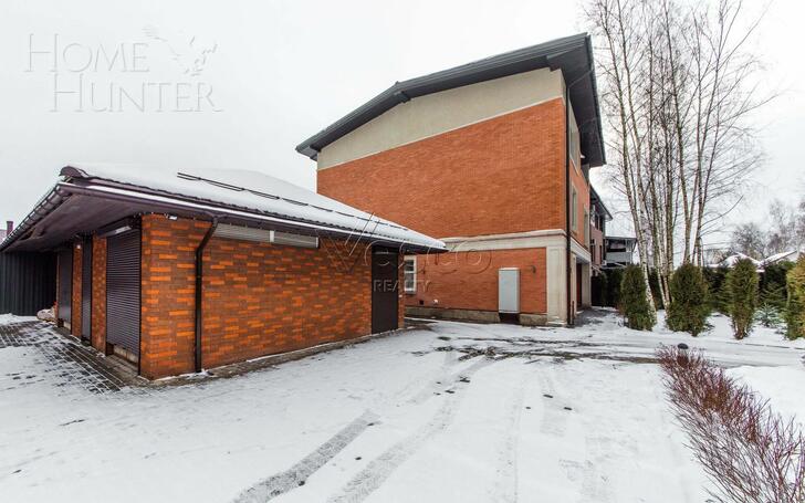 2-этажный таунхаус 600 м² с отделкой