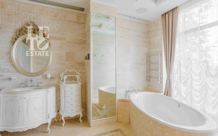3-этажный таунхаус 340 м² с отделкой