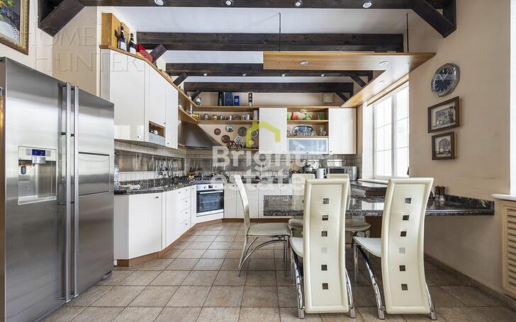 3-этажный коттедж 800 м² с отделкой