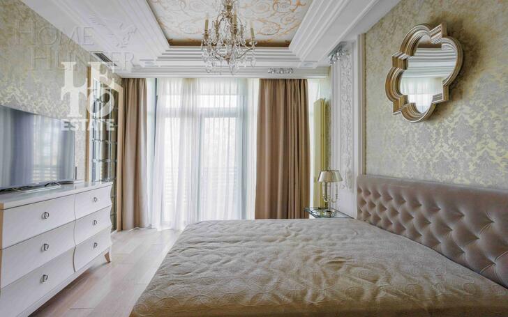 3-этажный таунхаус 340 м² с отделкой