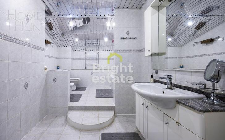 3-этажный коттедж 800 м² с отделкой