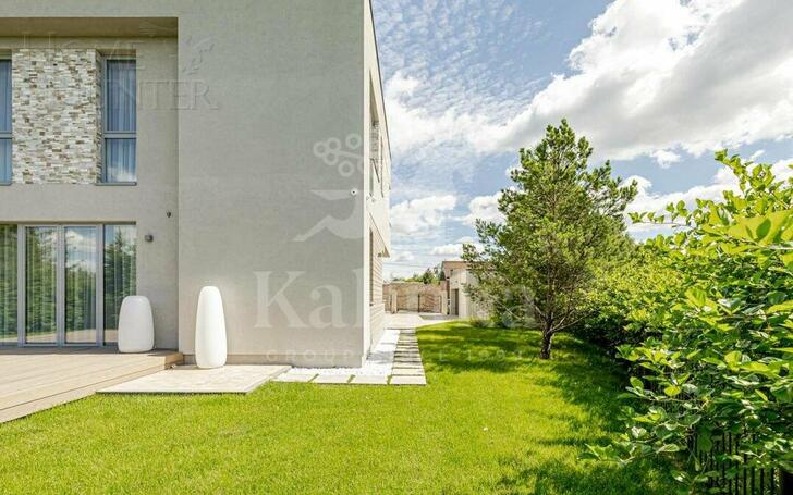 2-этажный коттедж 370 м² с отделкой